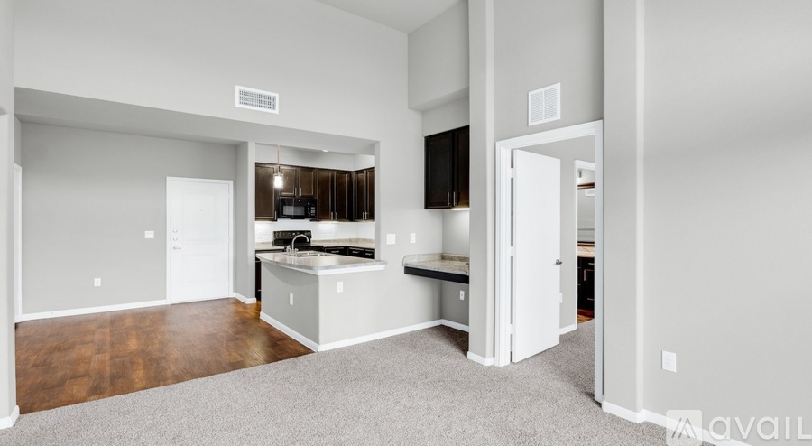 1301 NE Inner Loop 4 Beds Single Family Home for Rent - Photo gallery 1