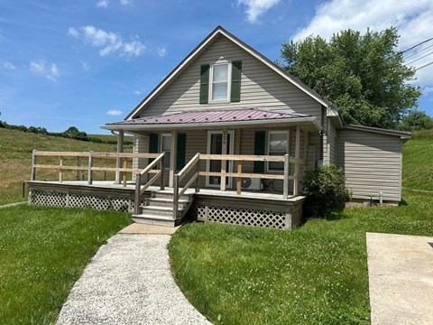 125 Vine St 3 Beds Apartment for Rent