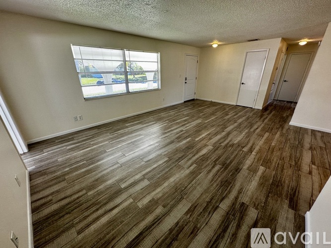 561 Parker Rd 4 Beds Single Family Home for Rent - Photo gallery 4