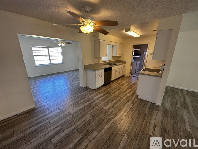 561 Parker Rd 4 Beds Single Family Home for Rent - Photo gallery 5