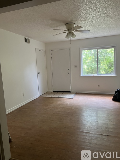 128 Whispering Oaks Ln 2 Beds Apartment for Rent - Photo gallery 3