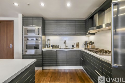 1325 Pacific Highway 2 Beds Apartment for Rent
