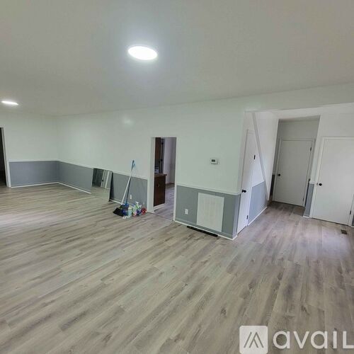 615 Evans St 3 Beds Single Family Home for Rent - Photo gallery 3