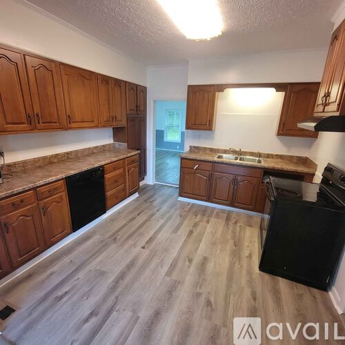 615 Evans St 3 Beds Single Family Home for Rent - Photo gallery 4