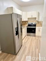 Studio apartment at 215 Calabria Ave in Coral Gables