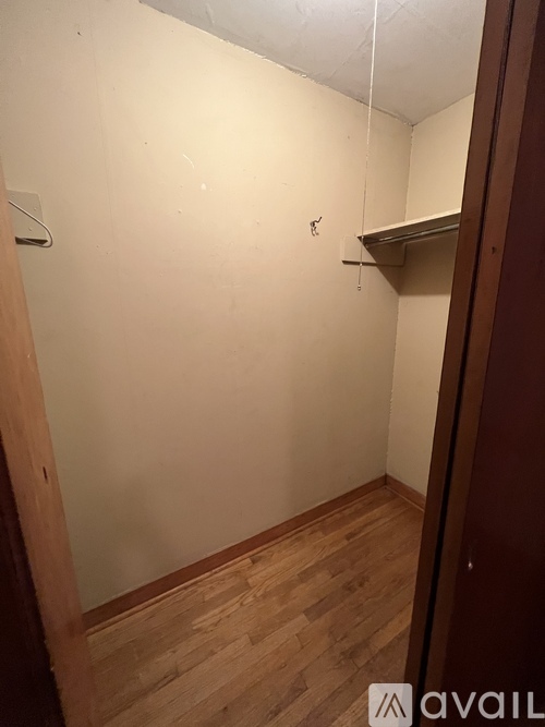 17 Omar Cir 4 Beds Single Family Home for Rent - Photo gallery 5