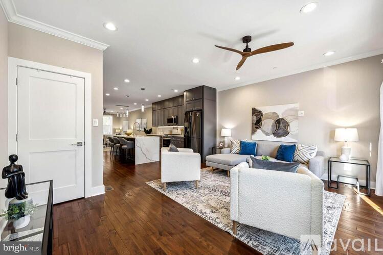 1213 Holbrook St NE 3 Beds Townhouse for Rent - Photo gallery 4