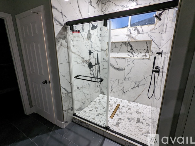 6255 Carson Hills Avenue 3 Beds Single Family Home for Rent - Photo gallery 3