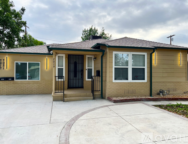 7019 Jamieson Avenue 3 Beds Single Family Home for Rent - Photo gallery 3