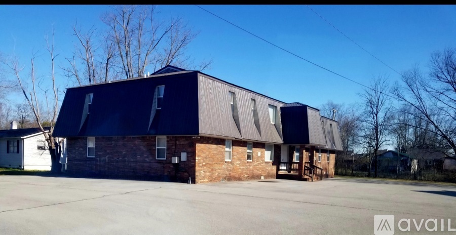 319 N Franklin Ave 1 Apartment for Rent - Photo gallery 1