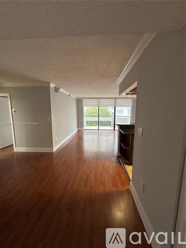 911 E Ponce De Leon Blvd 2 Beds Apartment for Rent