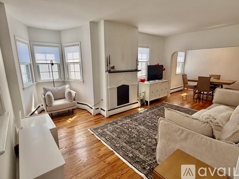 228 Church St 3 Beds Apartment for Rent