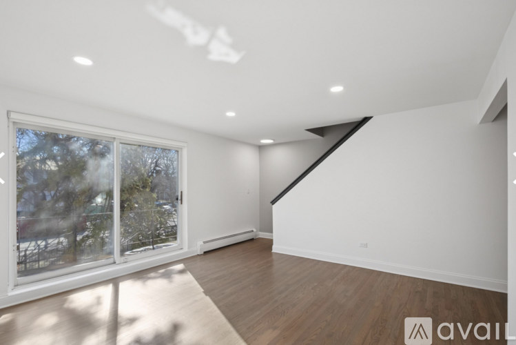 4201 North Paulina Street 3 Beds Apartment for Rent - Photo gallery 4