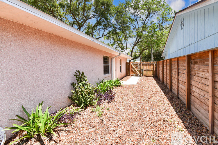 409 D St 2 Beds Single Family Home for Rent - Photo gallery 5