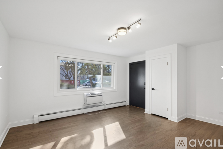 4201 North Paulina Street 1 Apartment for Rent - Photo gallery 4