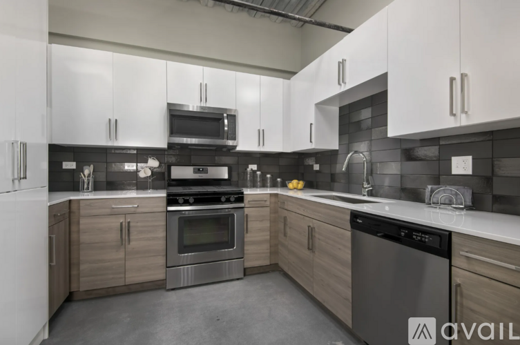 1242 N Milwaukee Ave 2 Beds Apartment for Rent - Photo gallery 3