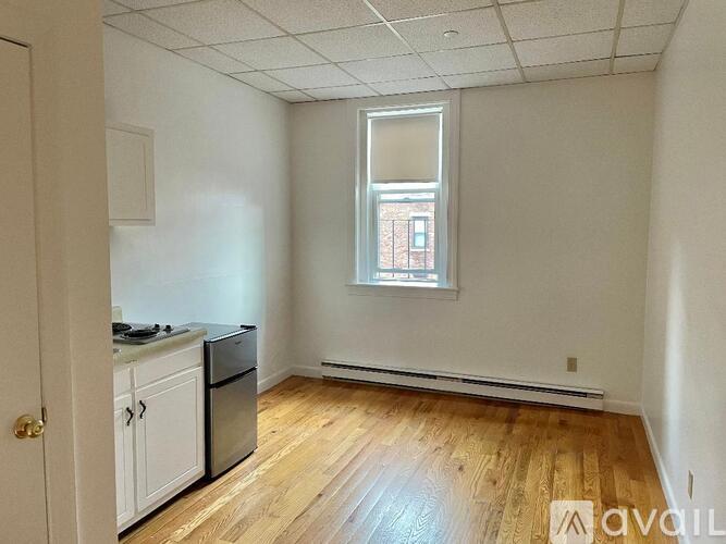 854 Beacon St Studio Apartment for Rent - Photo gallery 4