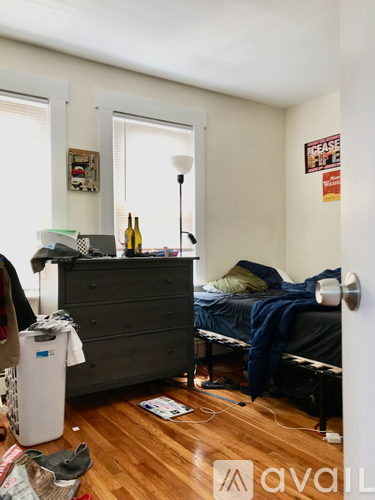 236 Cedar St 3 Beds Apartment for Rent - Photo gallery 4