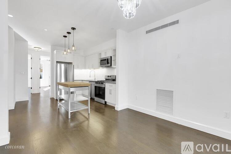 60 Van Buren Street 2 Beds Townhouse for Rent - Photo gallery 1