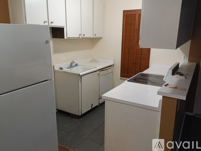 6724 Plymouth Road 2 Beds Condo for Rent - Photo gallery 4