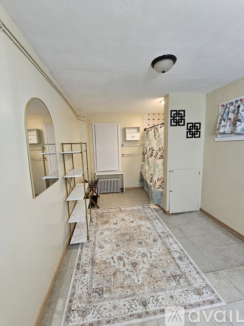 1253 W Arch St 4 Beds Single Family Home for Rent - Photo gallery 1