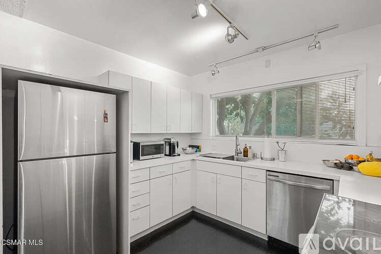 3300 S Sepulveda Blvd 1 Condo for Rent - Photo gallery 2