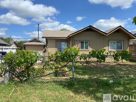 1013 Santiago Avenue 3 Beds Apartment for Rent