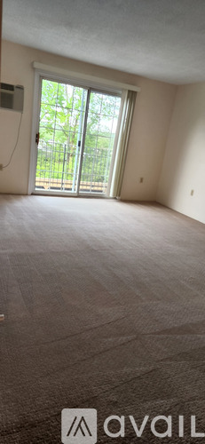 7 Autumn Leaf Drive 1 Condo for Rent - Photo gallery 3