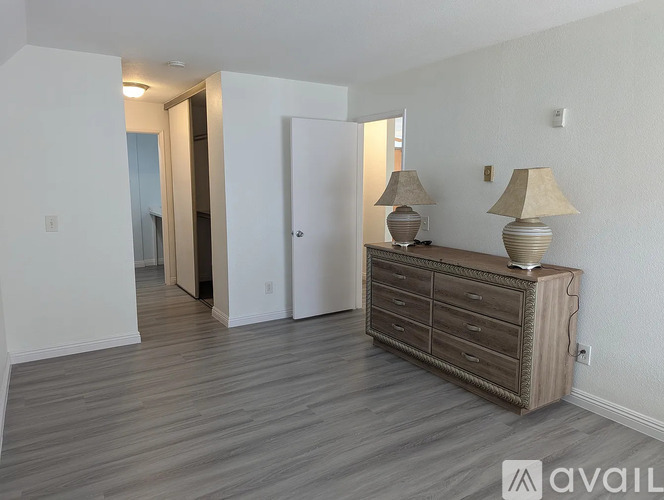 8308 Regents Road 2 Beds Apartment for Rent - Photo gallery 3