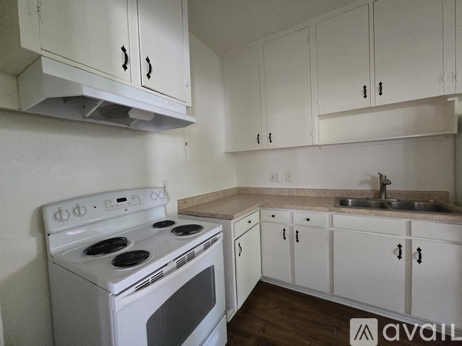 6015 Dunsmuir Avenue 1 Apartment for Rent - Photo gallery 3