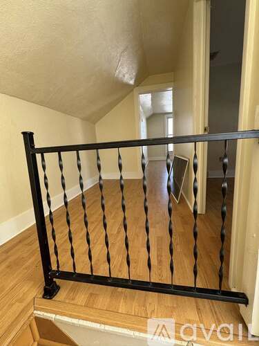 1953 Kocher St 3 Beds Single Family Home for Rent - Photo gallery 3