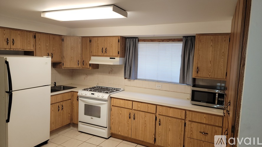 5200 West 87th Street 2 Beds Apartment for Rent - Photo gallery 2