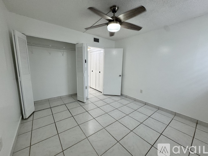 9431 SW 4 St 2 Beds Condo for Rent - Photo gallery 5