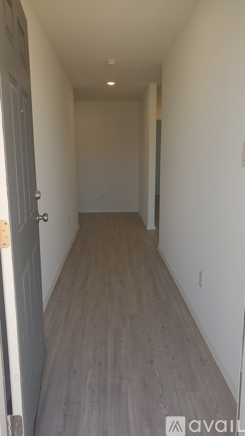 2940 Calandra Lark 3 Beds Single Family Home for Rent - Photo gallery 2