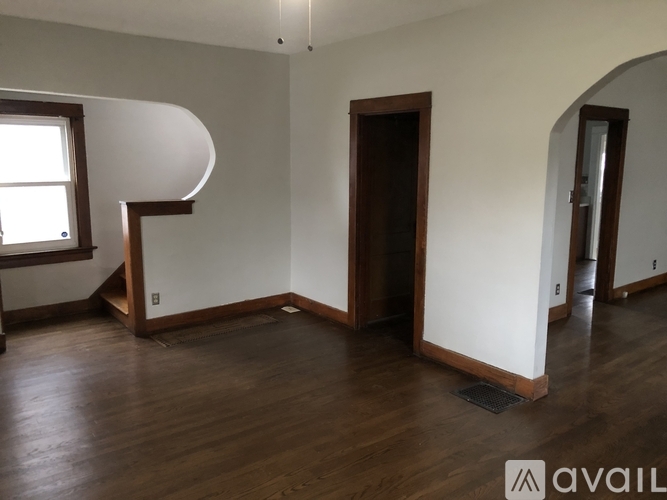 534 Beckman St 3 Beds Single Family Home for Rent - Photo gallery 2