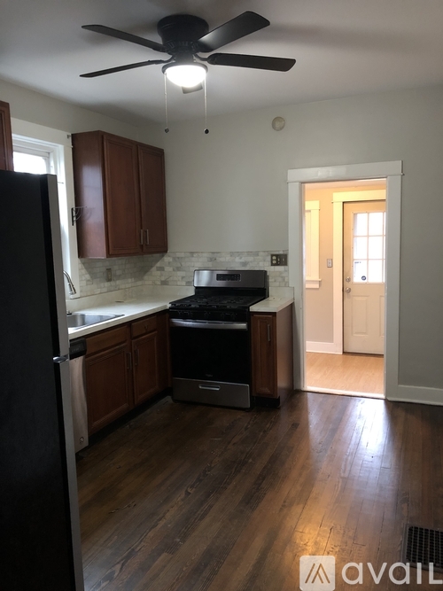 534 Beckman St 3 Beds Single Family Home for Rent - Photo gallery 5