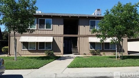 1141 Arthur Street 2 Beds Apartment for Rent
