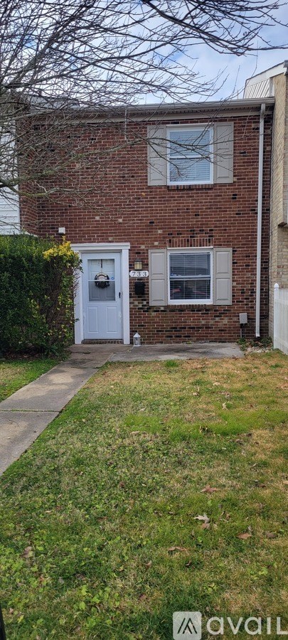 733 Tilden Pl 2 Beds Apartment for Rent