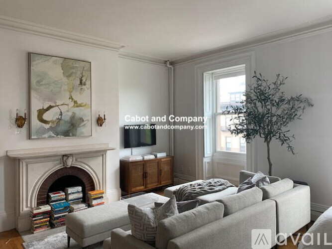 115 Beacon St Studio Apartment for Rent - Photo gallery 1