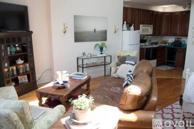 139 Beacon St Studio Apartment for Rent - Photo gallery 2