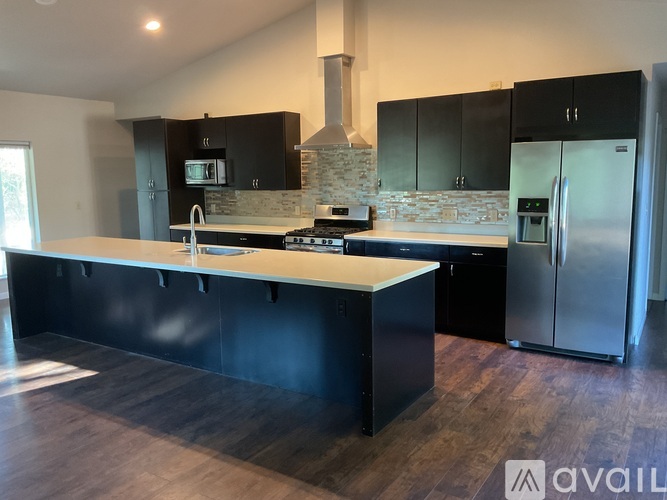 1021 Road M 2 Beds Single Family Home for Rent - Photo gallery 3