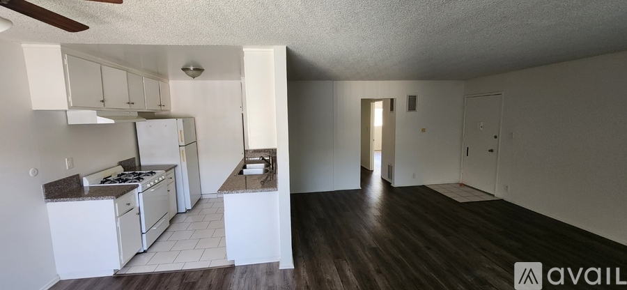 5040 Tujunga Avenue 1 Apartment for Rent - Photo gallery 2