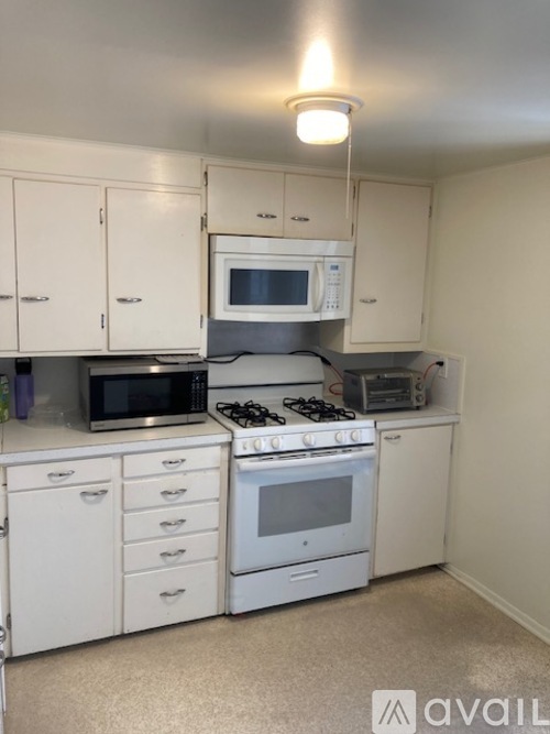 735 Bennett Avenue 1 Apartment for Rent - Photo gallery 4