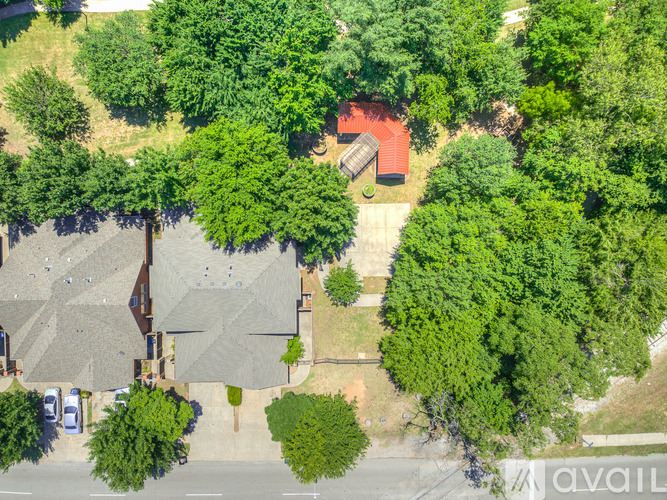 1700 NE 8th St 4 Beds Single Family Home for Rent - Photo gallery 2