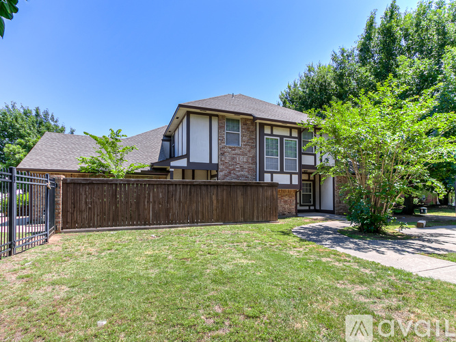 1700 NE 8th St 4 Beds Single Family Home for Rent - Photo gallery 3