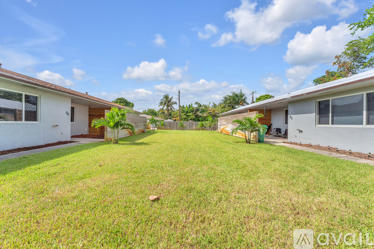 48 Southwest 13th Street 2 Beds Apartment for Rent - Photo gallery 2