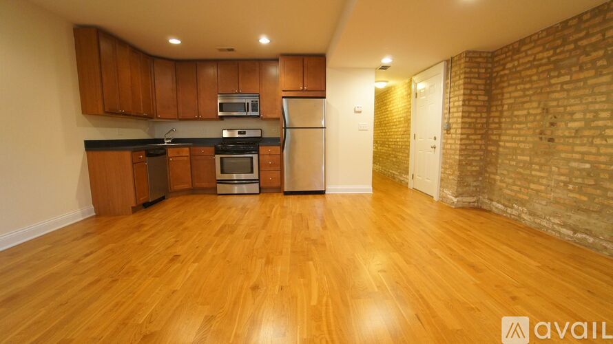 2834 N Albany Ave 2 Beds Apartment for Rent - Photo gallery 1