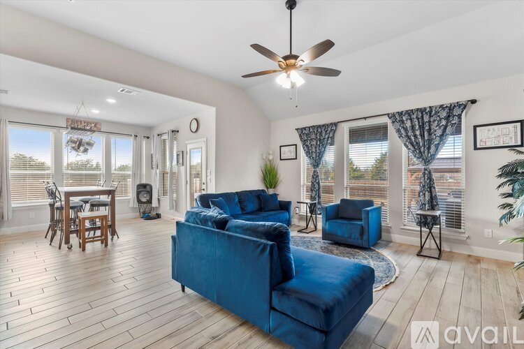 2511 Cedar Creek Dr 4 Beds Single Family Home for Rent - Photo gallery 3