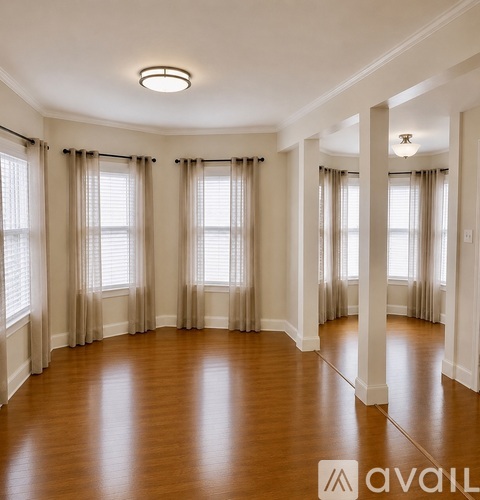 1038 Hyde Park Avenue 3 Beds Apartment for Rent - Photo gallery 2