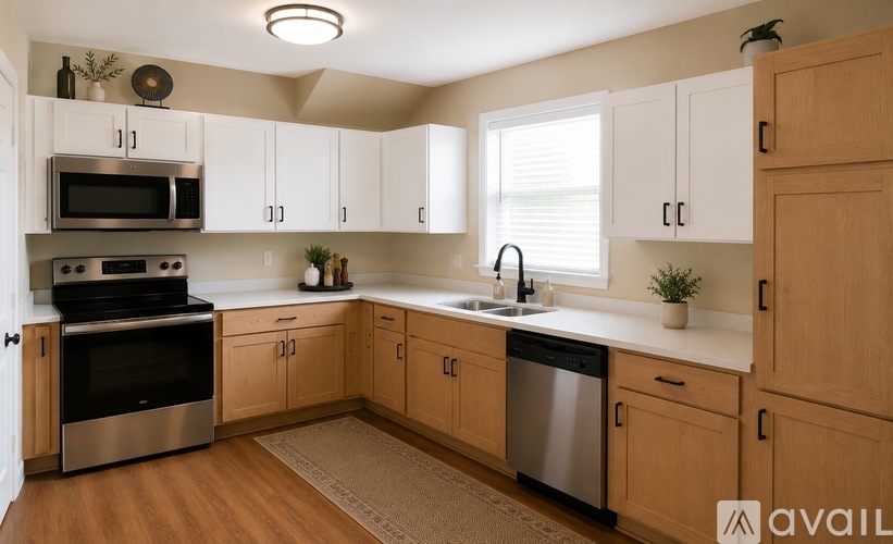 1038 Hyde Park Avenue 3 Beds Apartment for Rent - Photo gallery 5